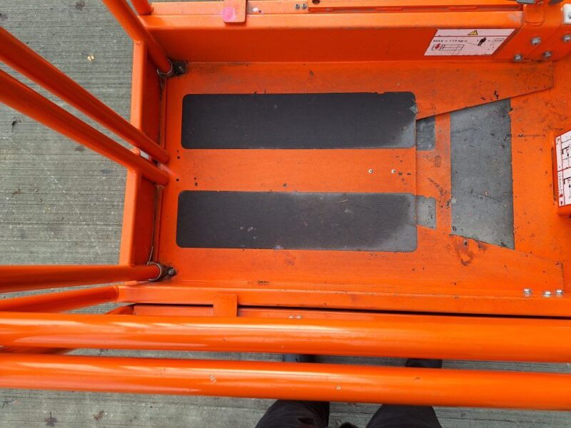 buy or hire scissor lifts