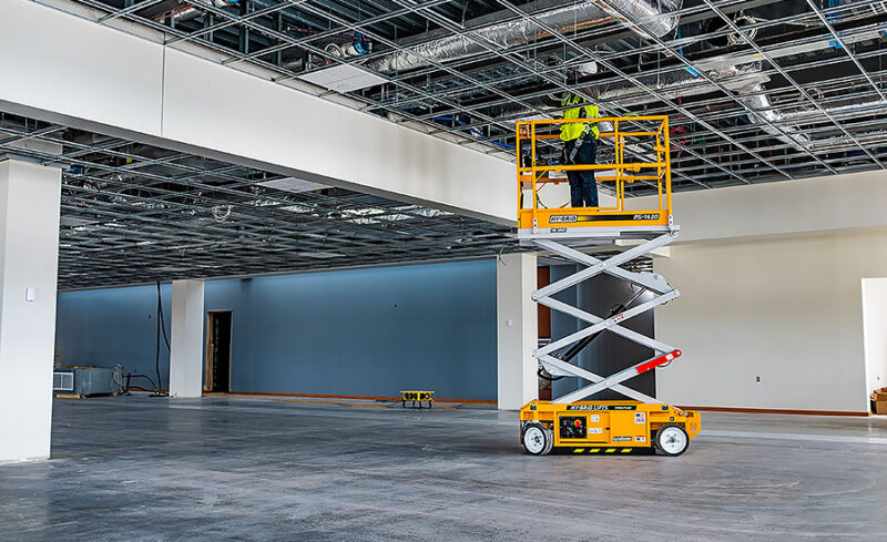 hiring scissor lifts